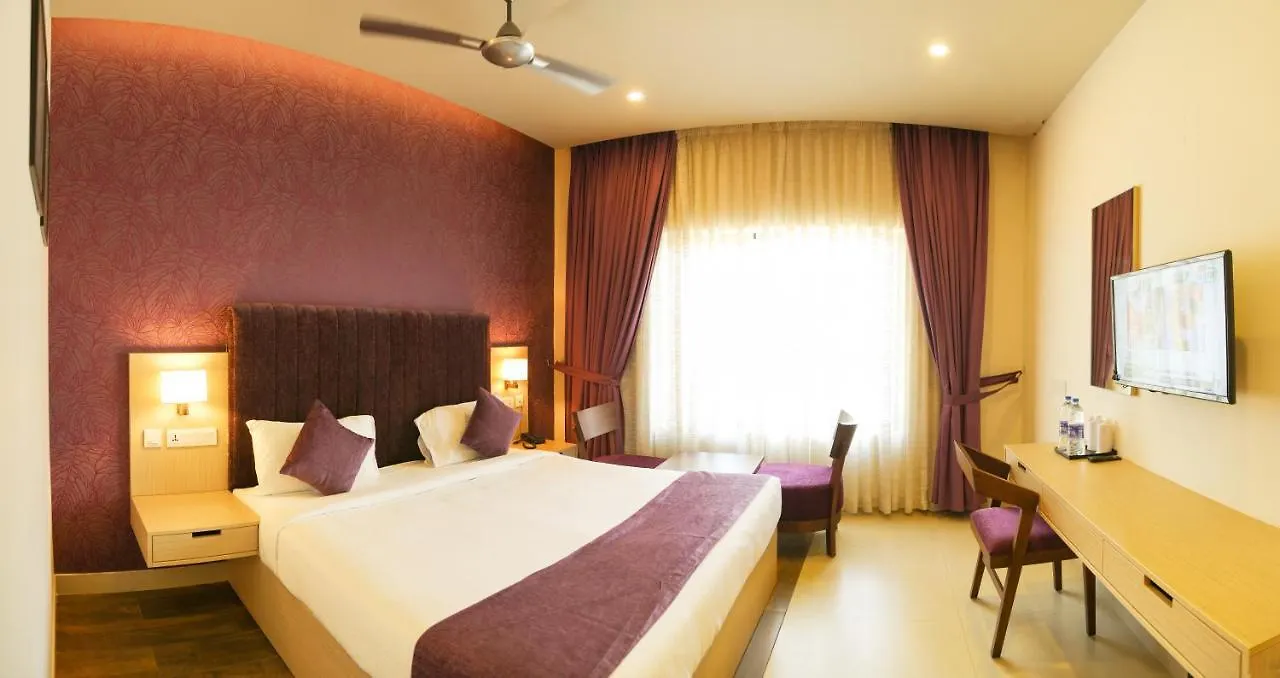 Raj Riveria Hotel Muvattupuzha