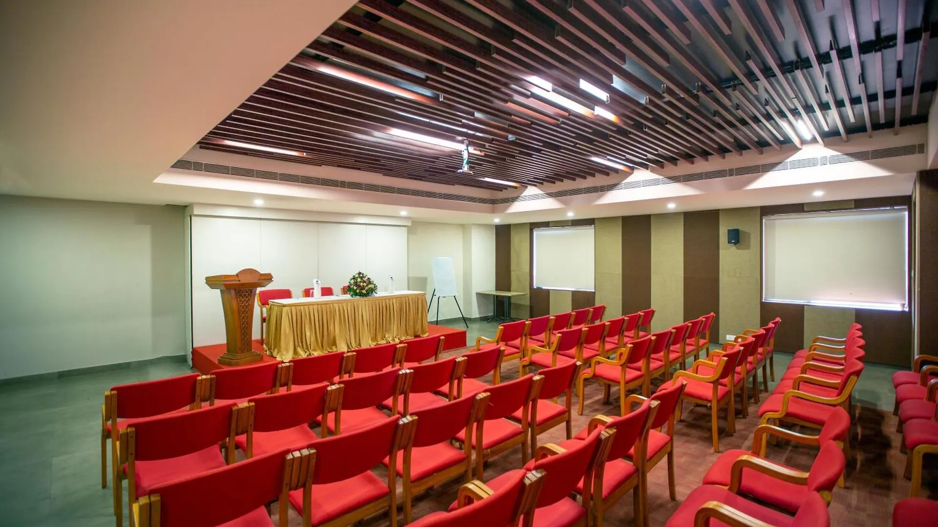 Raj Riveria Hotel Muvattupuzha India