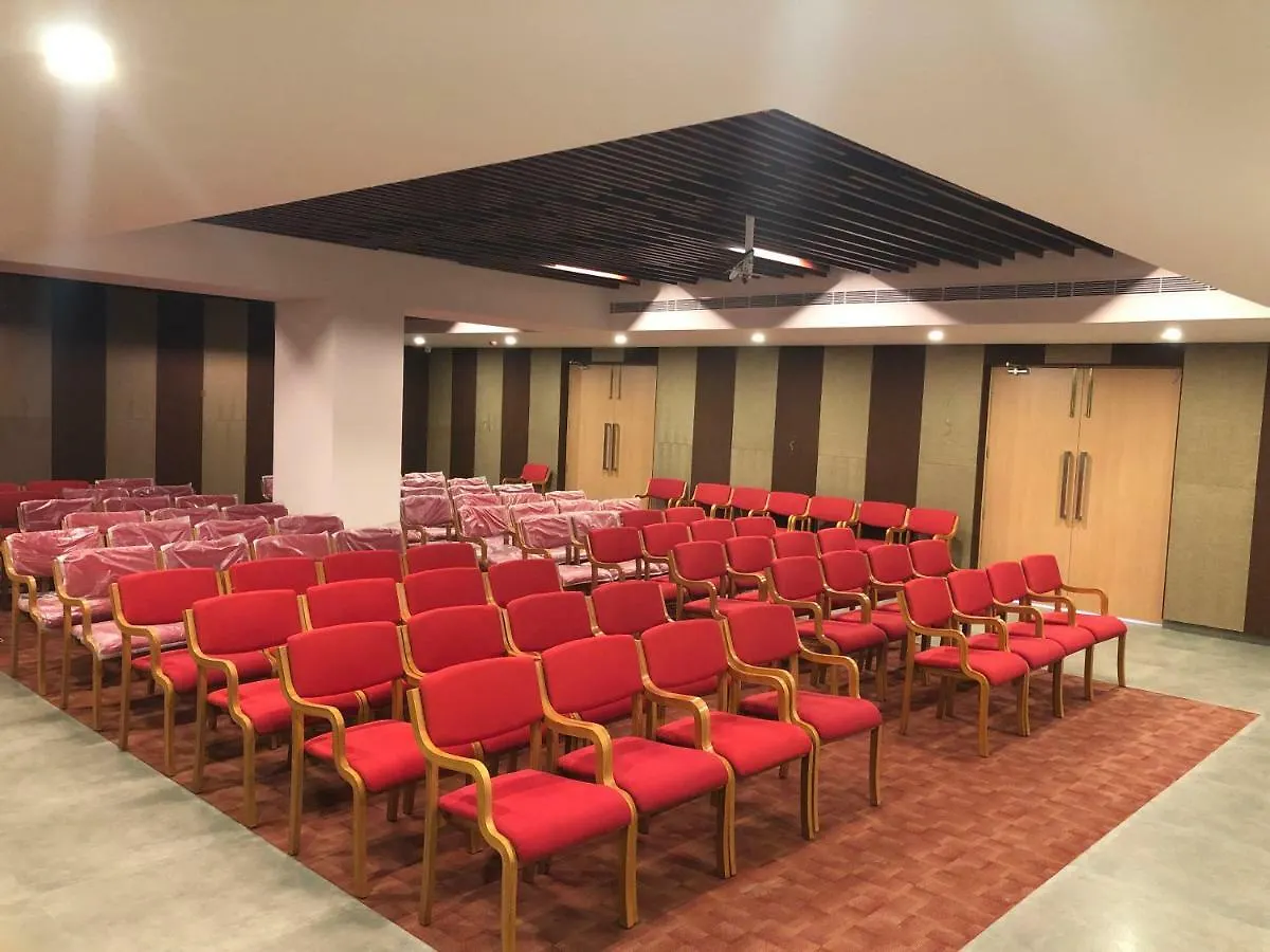 Raj Riveria Hotel Muvattupuzha India