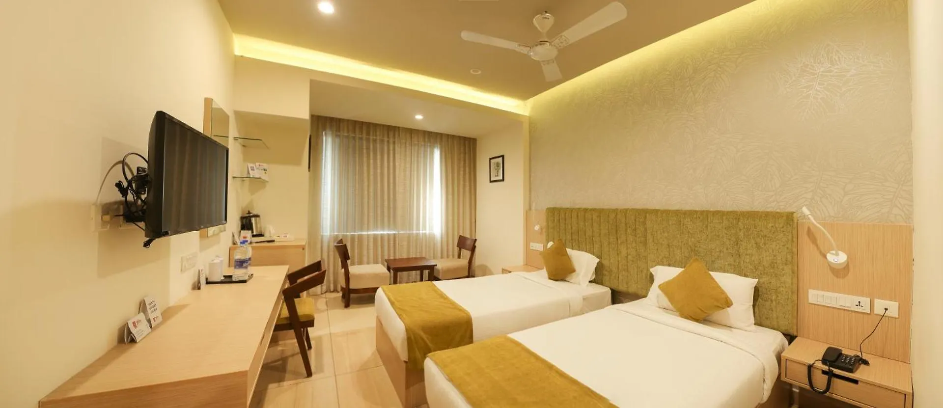 Raj Riveria Hotel Muvattupuzha