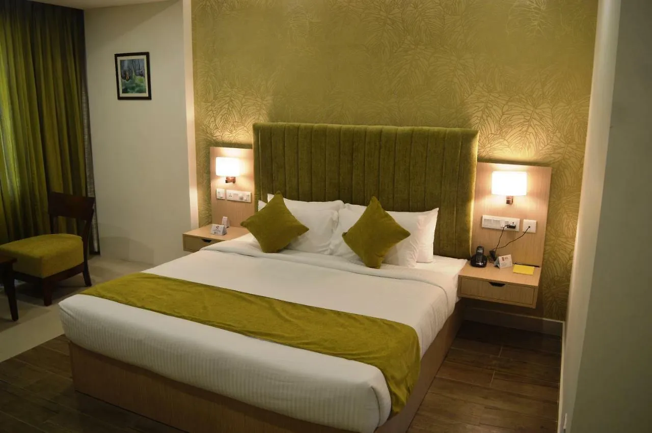 Raj Riveria Hotel Muvattupuzha 4*,  Индия